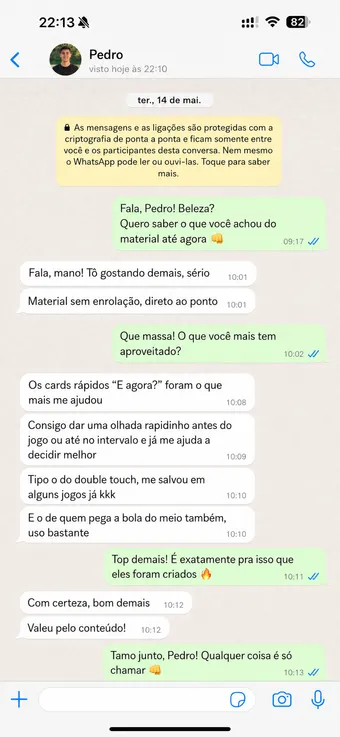 Print de depoimento: aluno usa os cards rápidos do guia para decidir jogadas durante a partida